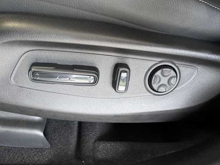 Honda CR-V e: HEV 2.0 i-MMD Hybrid 2WD Elegance