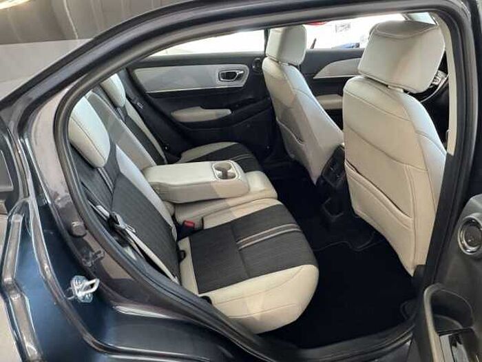 Honda HR-V e:HEV 1.5 i-MMD Hybrid Advance Style