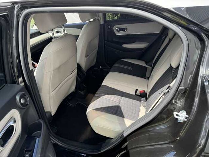 Honda HR-V e:HEV 1.5 i-MMD Hybrid Advance Style