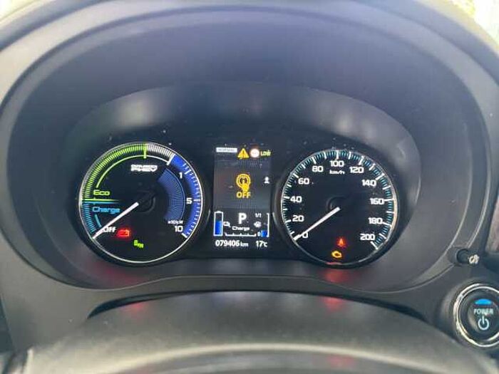 Mitsubishi Outlander 2.4 4WD Plug-In Hybrid Top