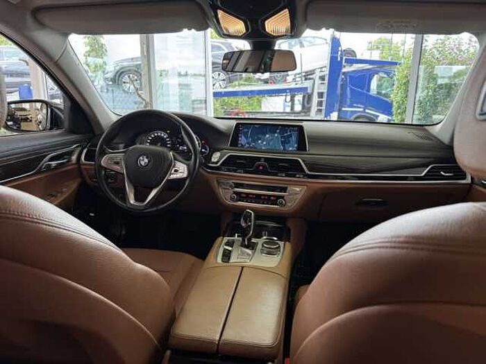BMW 740Li 7er