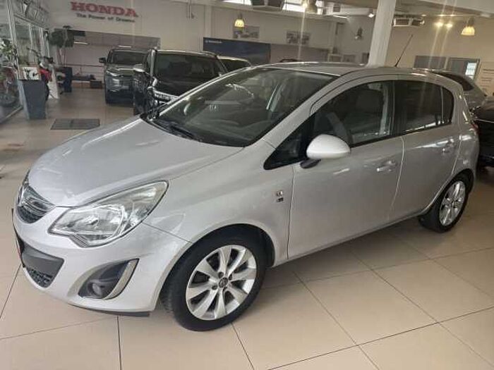 Opel Corsa 1.4 16V Selection Pkw