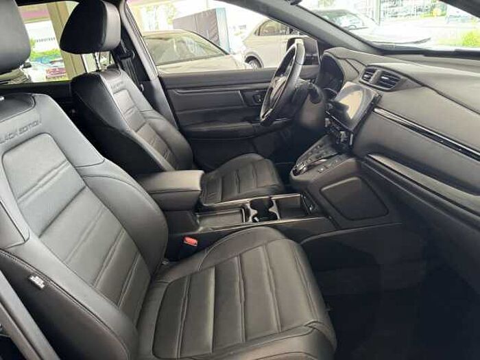 Honda CR-V e:HEV 2.0 i-MMD Hybrid 2WD Sport Line