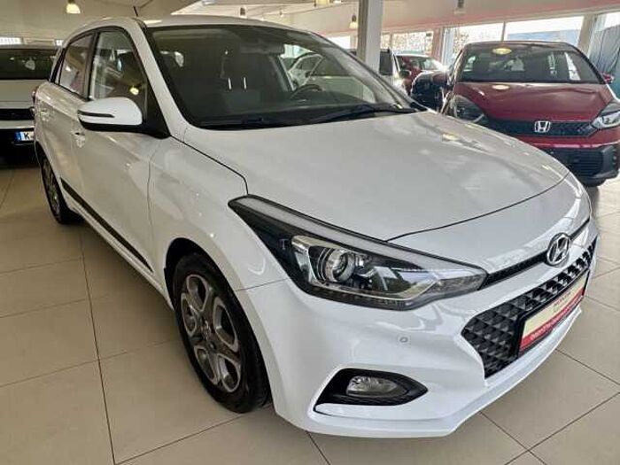 Hyundai i20 blue 1.2 Style