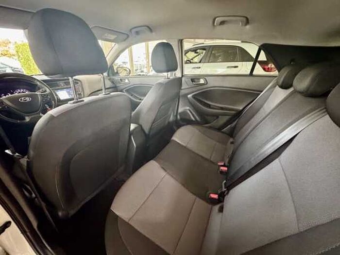 Hyundai i20 blue 1.2 Style