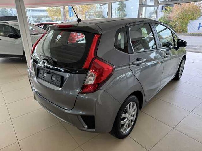Honda Jazz 1.3 i-VTEC CVT Trend