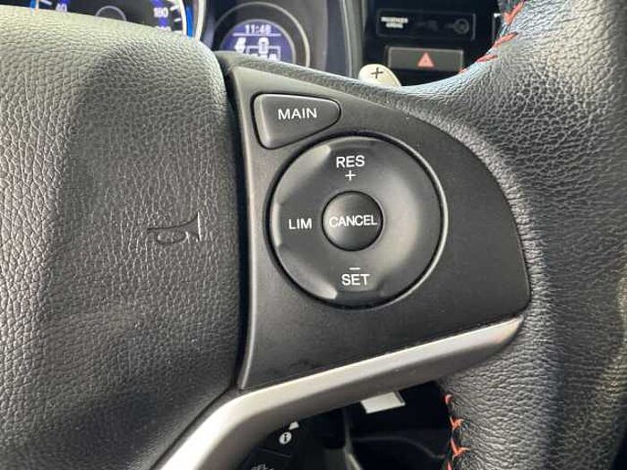 Honda Jazz 1.5 i-VTEC CVT Dynamic