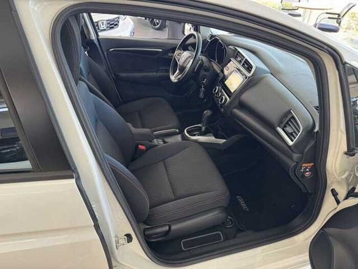 Honda Jazz 1.5 i-VTEC CVT Dynamic