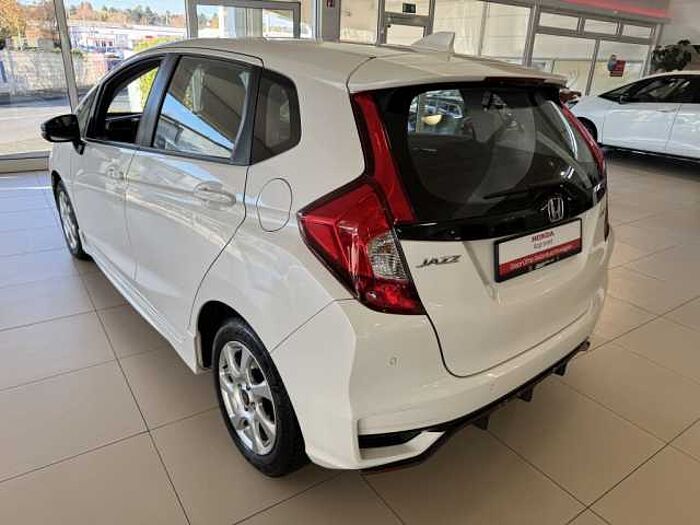 Honda Jazz 1.5 i-VTEC CVT Dynamic