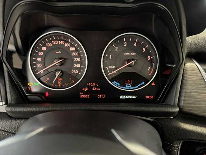 BMW 225xe iPerformance Active Tourer Luxury Line 2er