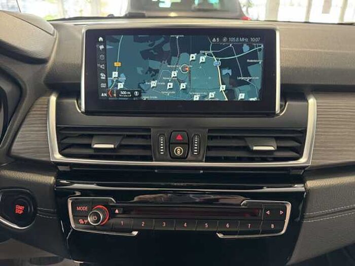 BMW 225xe iPerformance Active Tourer Luxury Line 2er