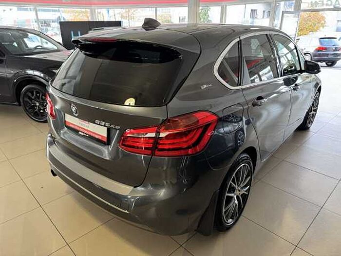 BMW 225xe iPerformance Active Tourer Luxury Line 2er