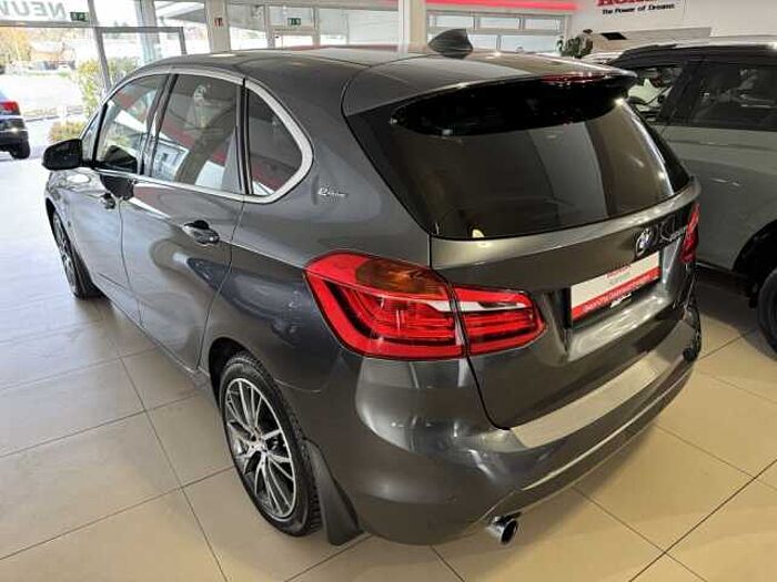 BMW 225xe iPerformance Active Tourer Luxury Line 2er