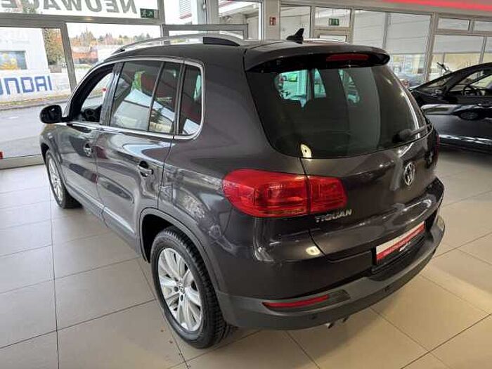 Volkswagen Tiguan 2.0 TDI DPF BlueMotion Technology Lounge Sport & Style