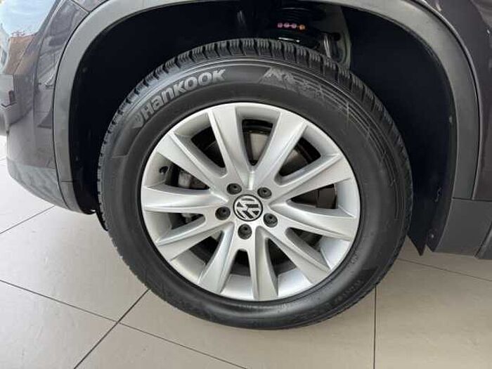 Volkswagen Tiguan 2.0 TDI DPF BlueMotion Technology Lounge Sport & Style