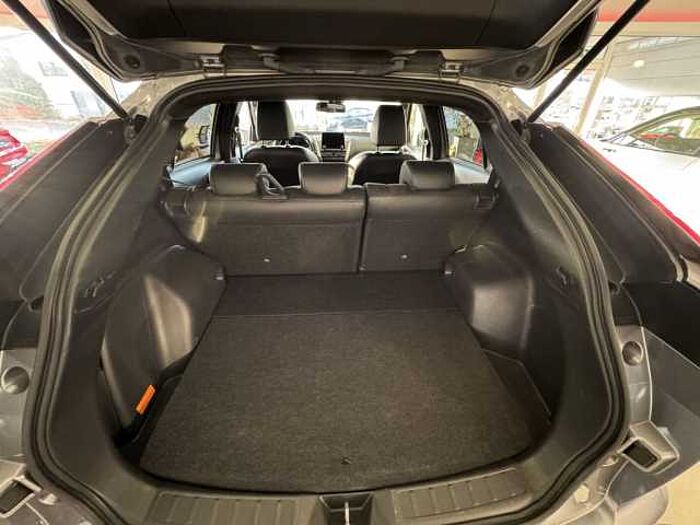 Mitsubishi Eclipse Cross Plug-In Hybrid 4WD Plus