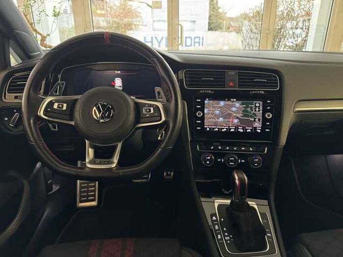 Volkswagen Golf GTI TCR 2.0 TSI OPF DSG