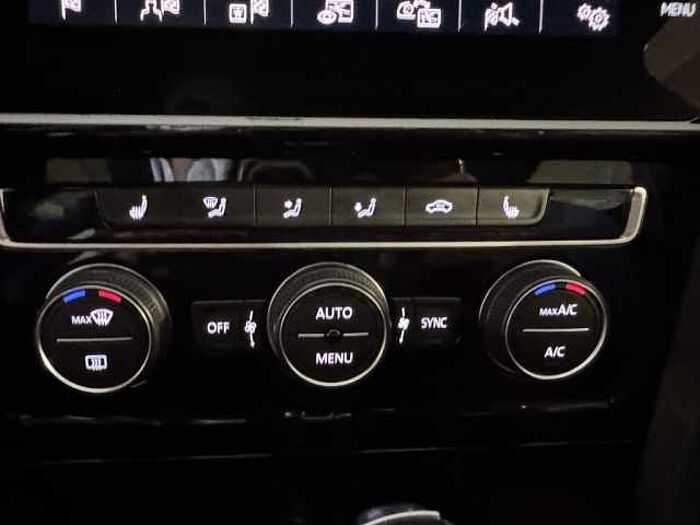 Volkswagen Golf GTI TCR 2.0 TSI OPF DSG