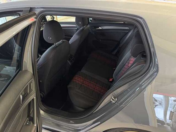 Volkswagen Golf GTI TCR 2.0 TSI OPF DSG