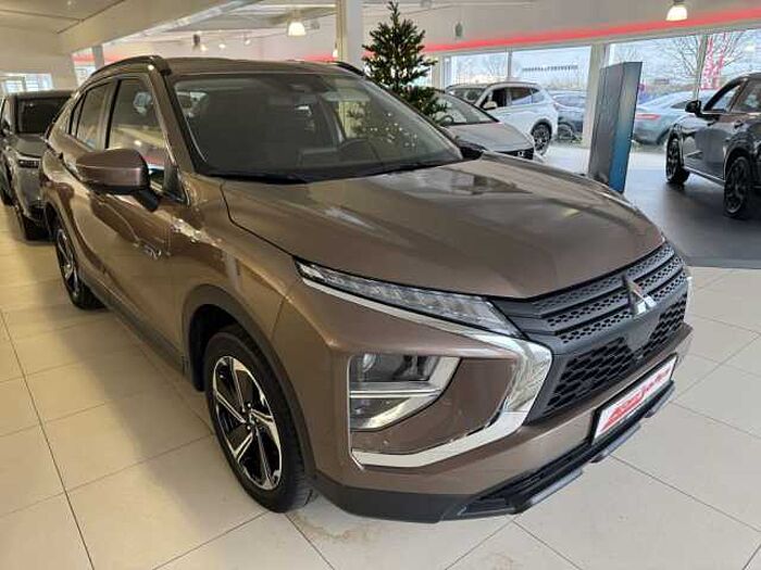 Mitsubishi Eclipse Cross Plug-In Hybrid 4WD Basis