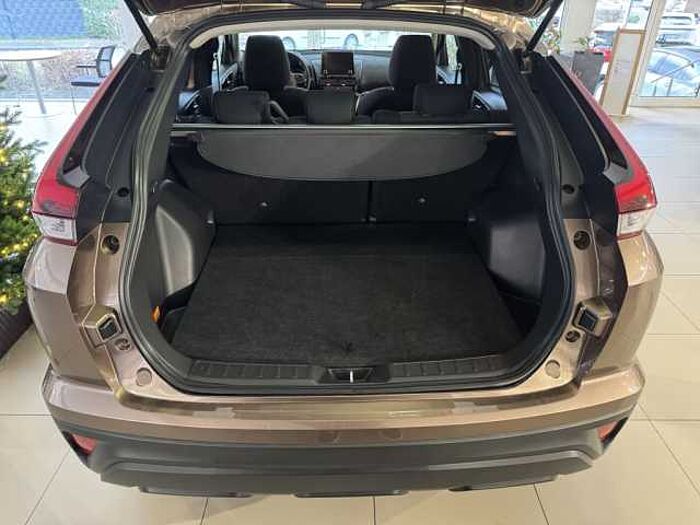 Mitsubishi Eclipse Cross Plug-In Hybrid 4WD Basis