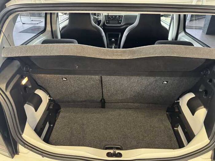 Volkswagen up! (BlueMotion Technology) move up! Up