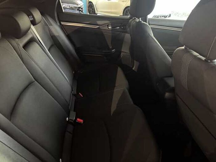 Honda Civic 1.0 i-VTEC Turbo Elegance (FK6, FK7, FC)