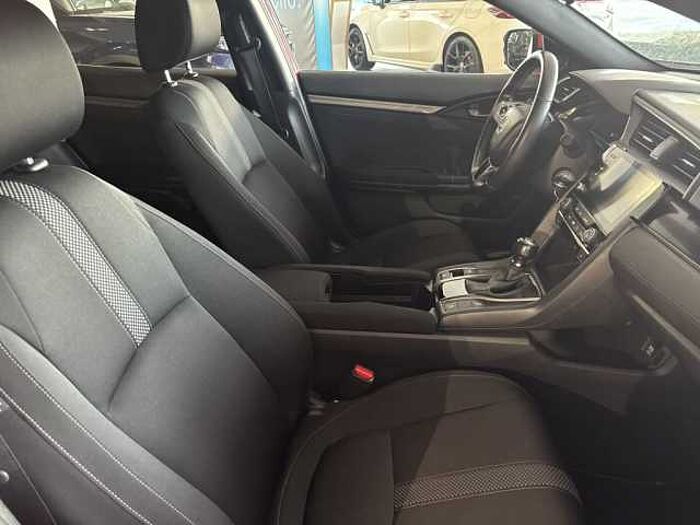 Honda Civic 1.0 i-VTEC Turbo Elegance (FK6, FK7, FC)