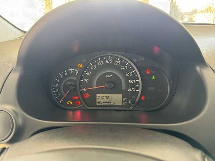 Mitsubishi Space Star 1.2 Select ab 2013