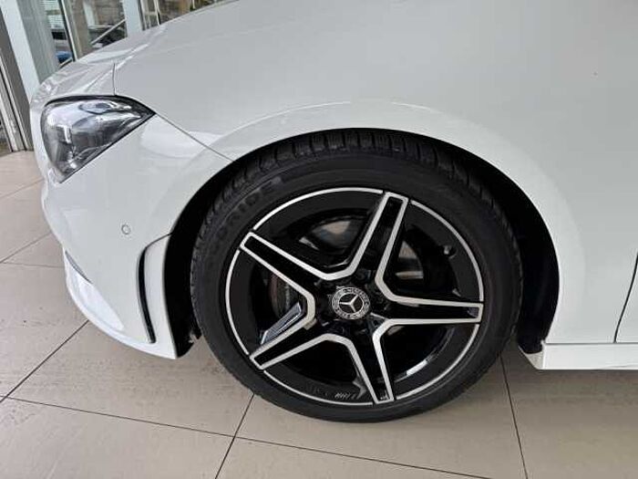 Mercedes-Benz CLA 180 d 7G-DCT AMG Line