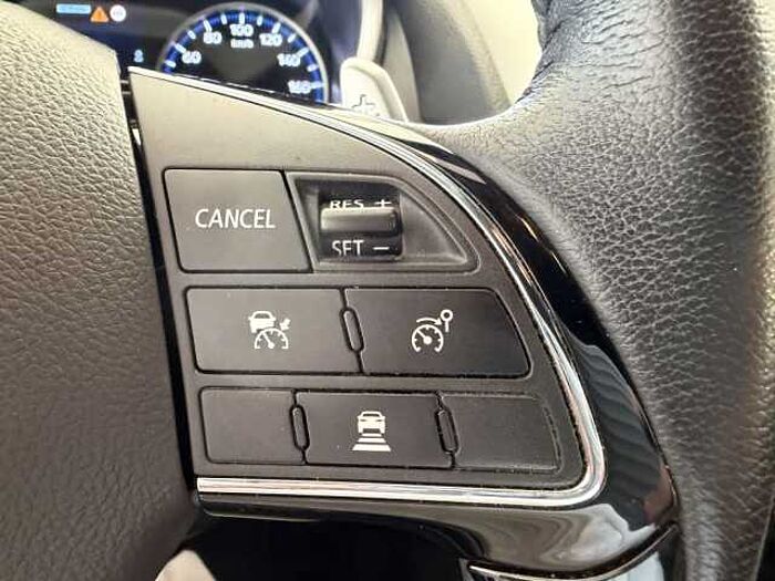 Mitsubishi Eclipse Cross Plug-In Hybrid 4WD Plus Select