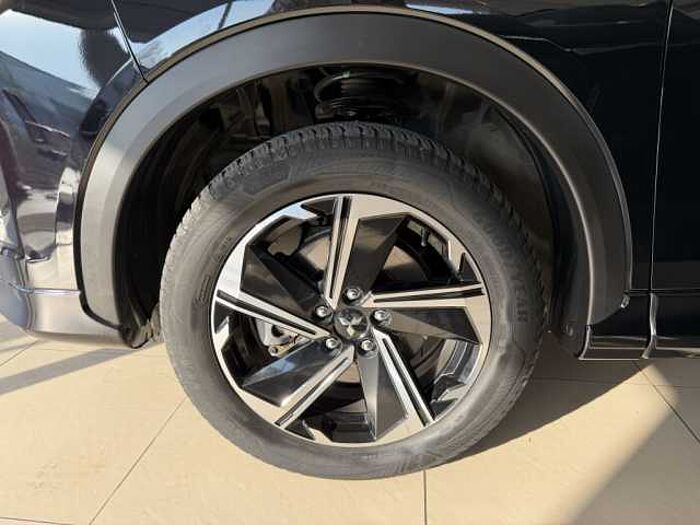 Mitsubishi Eclipse Cross Plug-In Hybrid 4WD Plus Select