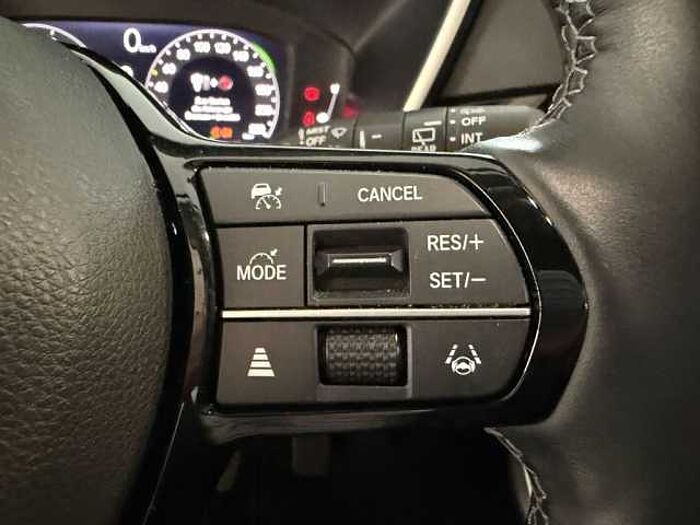 Honda CR-V e: HEV 2.0 i-MMD Hybrid AWD Elegance