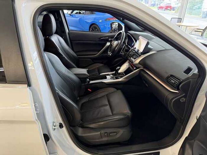 Mitsubishi Eclipse Cross Plug-In Hybrid 4WD Top Styling Paket