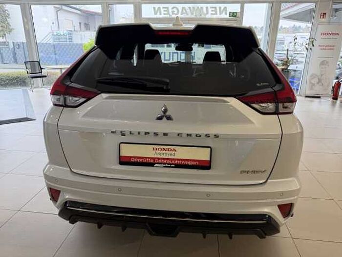 Mitsubishi Eclipse Cross Plug-In Hybrid 4WD Top Styling Paket