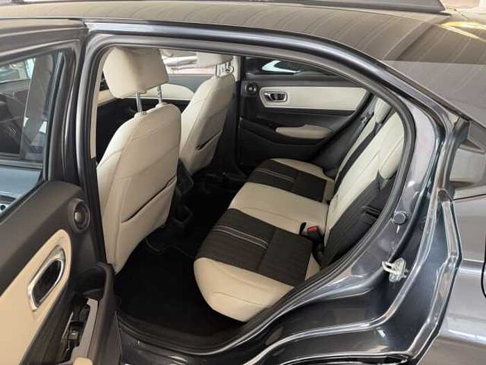 Honda HR-V e:HEV 1.5 i-MMD Hybrid Advance Style
