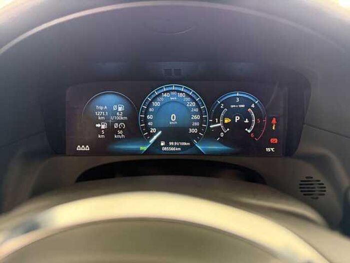 Jaguar XF 20d Aut. Chequered Flag