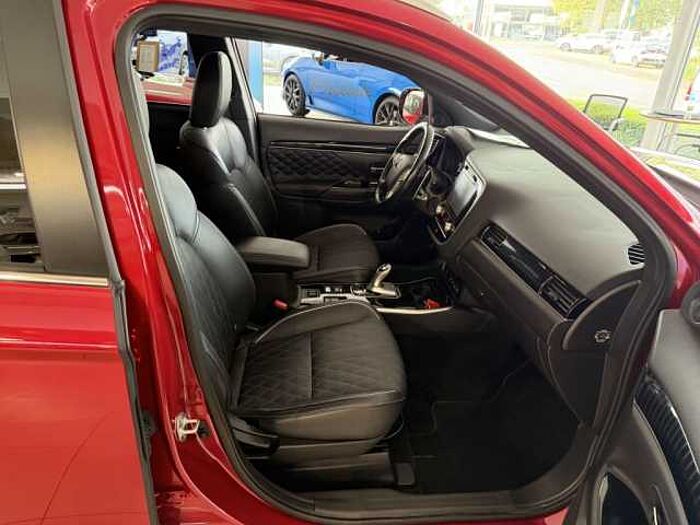 Mitsubishi Outlander 2.4 4WD Plug-In Hybrid Spirit