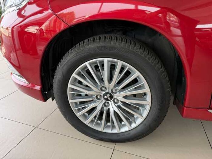 Mitsubishi Outlander 2.4 4WD Plug-In Hybrid Spirit
