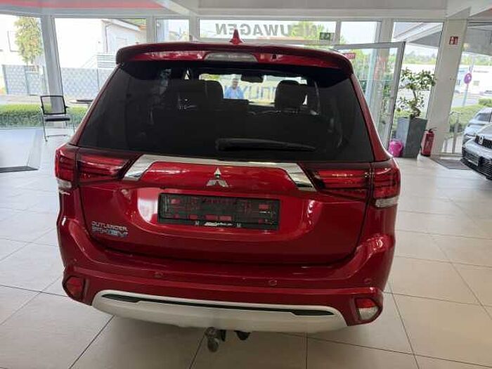 Mitsubishi Outlander 2.4 4WD Plug-In Hybrid Spirit