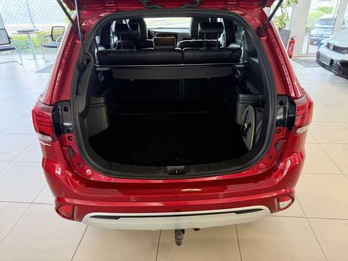 Mitsubishi Outlander 2.4 4WD Plug-In Hybrid Spirit