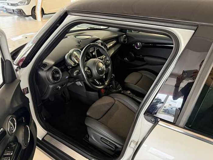 MINI Mini Cooper
