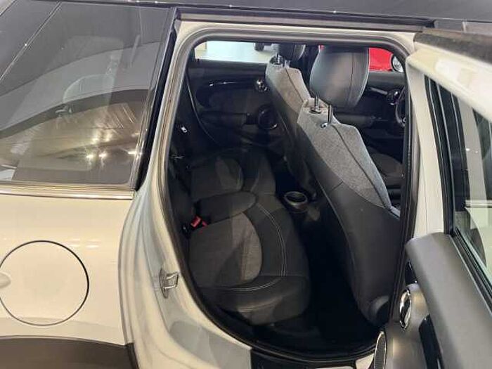 MINI Mini Cooper