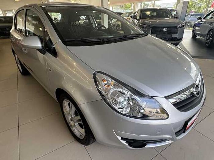 Opel Corsa 1.2 16V Easytronic Innovation Pkw