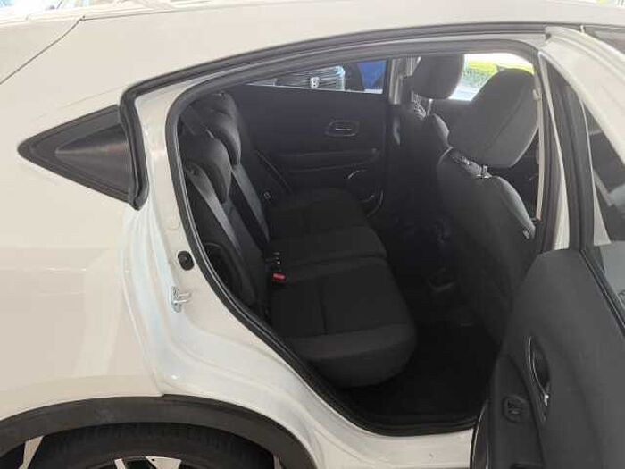 Honda HR-V 1.5 i-VTEC CVT Elegance