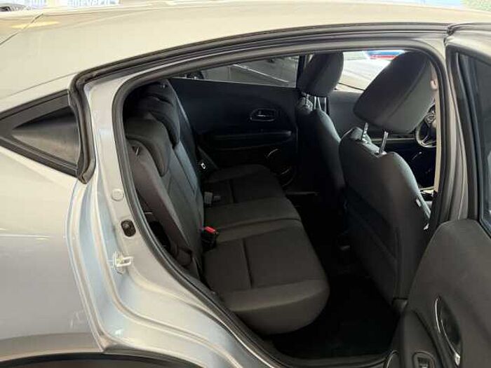 Honda HR-V 1.5 i-VTEC CVT Elegance