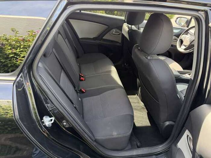 Toyota Avensis Touring Sports 1.8 Edition S+