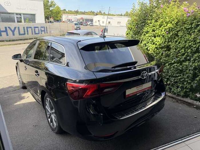 Toyota Avensis Touring Sports 1.8 Edition S+
