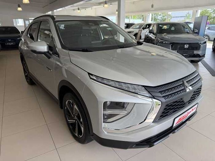 Mitsubishi Eclipse Cross Plug-In Hybrid 4WD Basis
