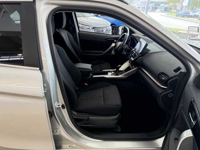 Mitsubishi Eclipse Cross Plug-In Hybrid 4WD Basis